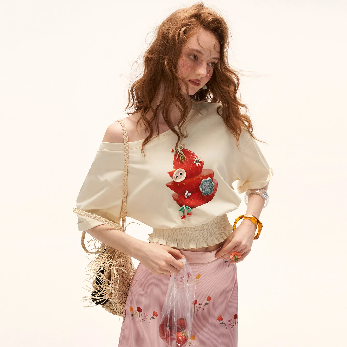 Strawberry Tart Graphic T-Shirt - xacoolpin
